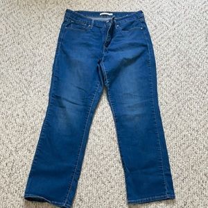 Levi’s 314 shaping straight jeans